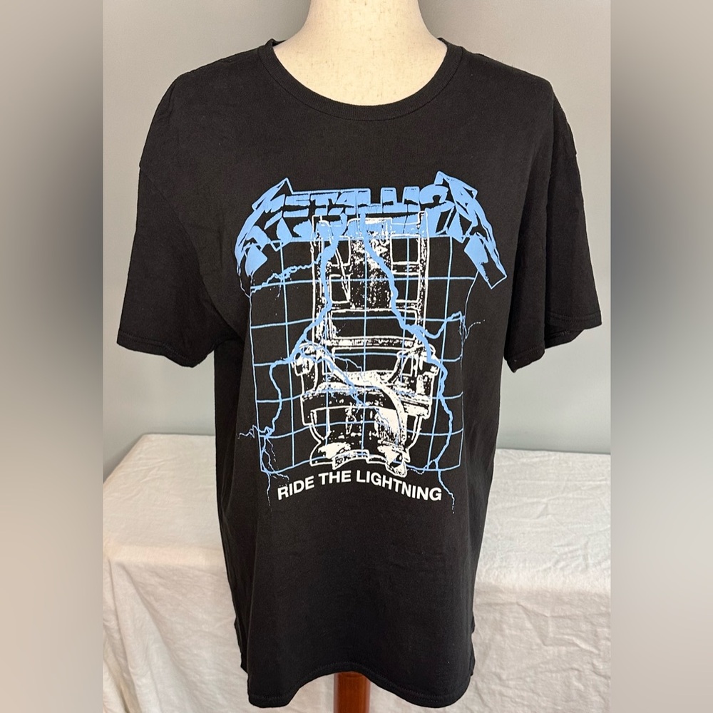 Metallica Band T Shirt Mens Medium Black Heavy Metal Music Ride the Lightning